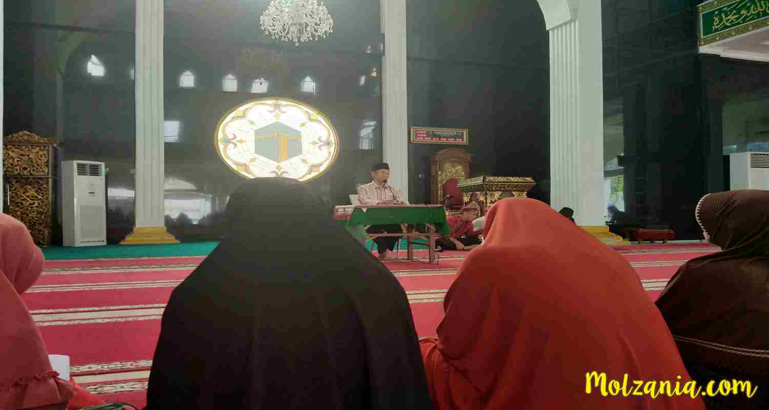 pak ustadz ceramah manasik