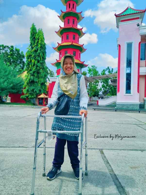 foto menara masjid cheng ho di palembang