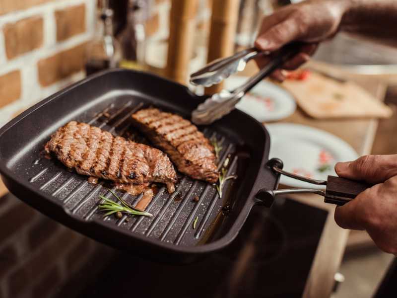 daftar restoran daging steak halal indonesia