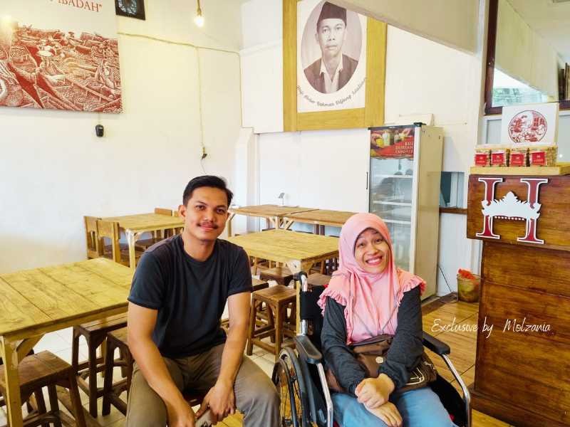 Review Palembang Harum, Nostalgia Jajan Kue Palembang Bingen