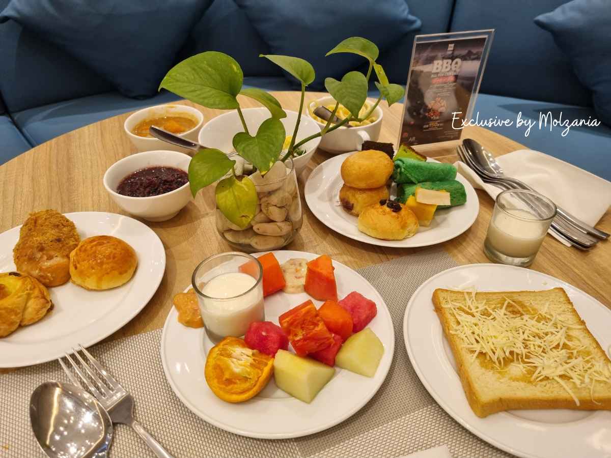 review menu sarapan pagi di hotel ibis palembang