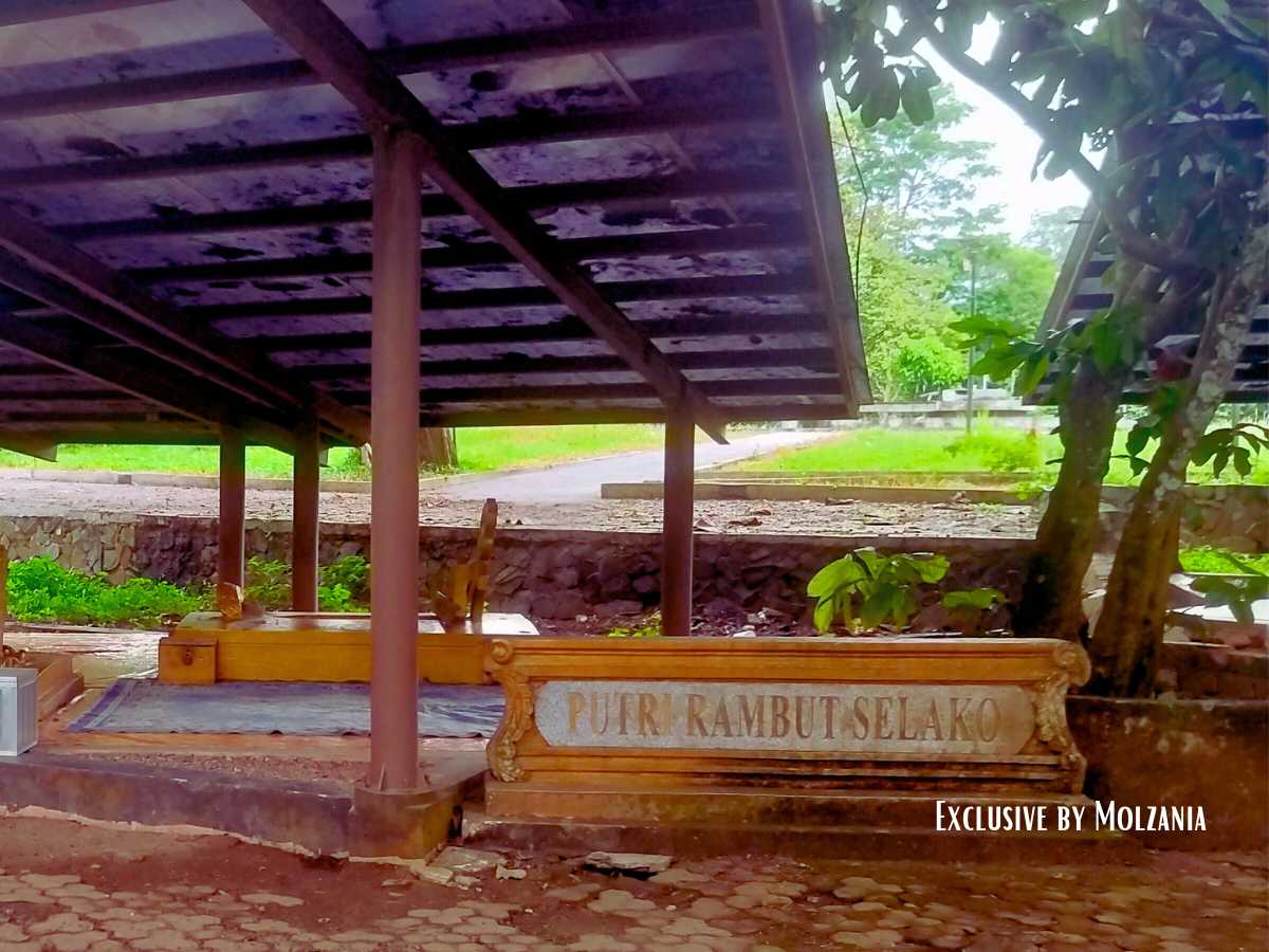 makam putri rambut selako