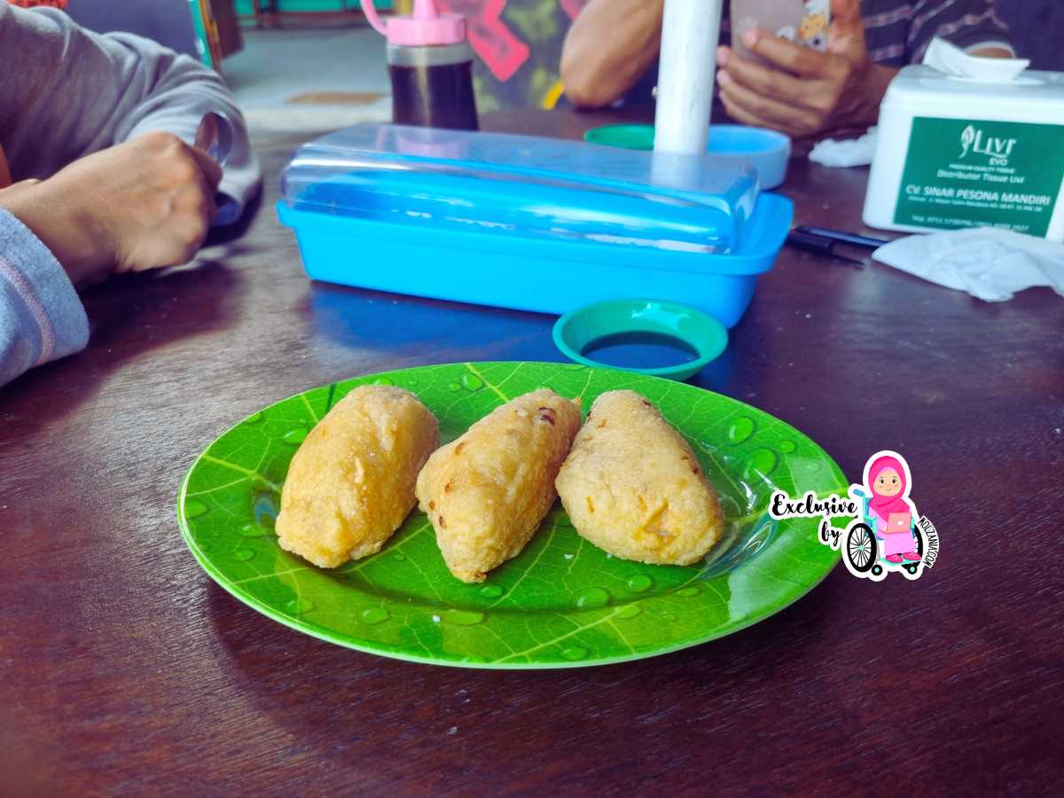 pempek tahu