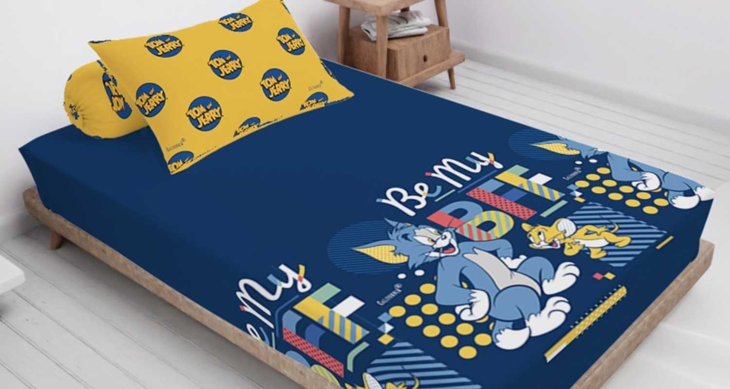 sprei motif kartun