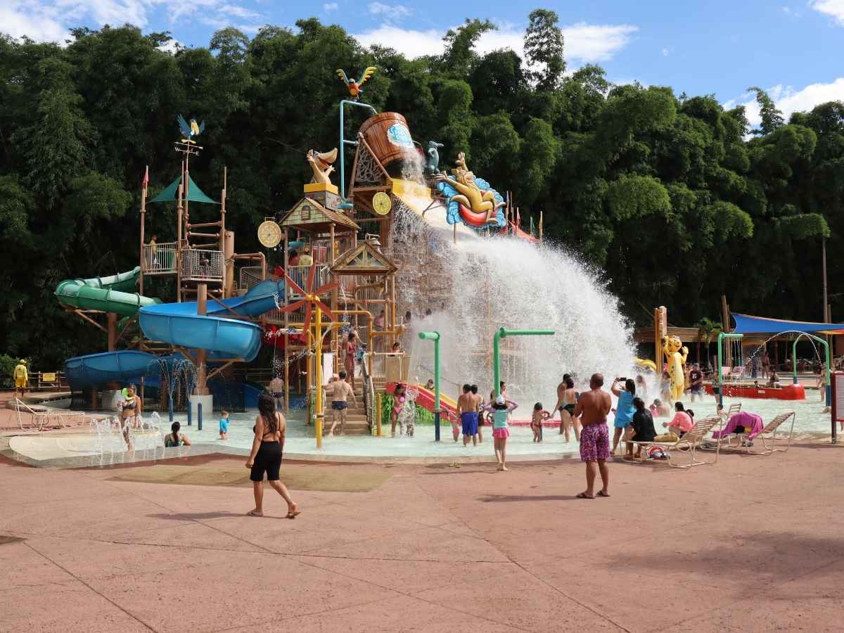 Daftar waterpark palembang terbaru