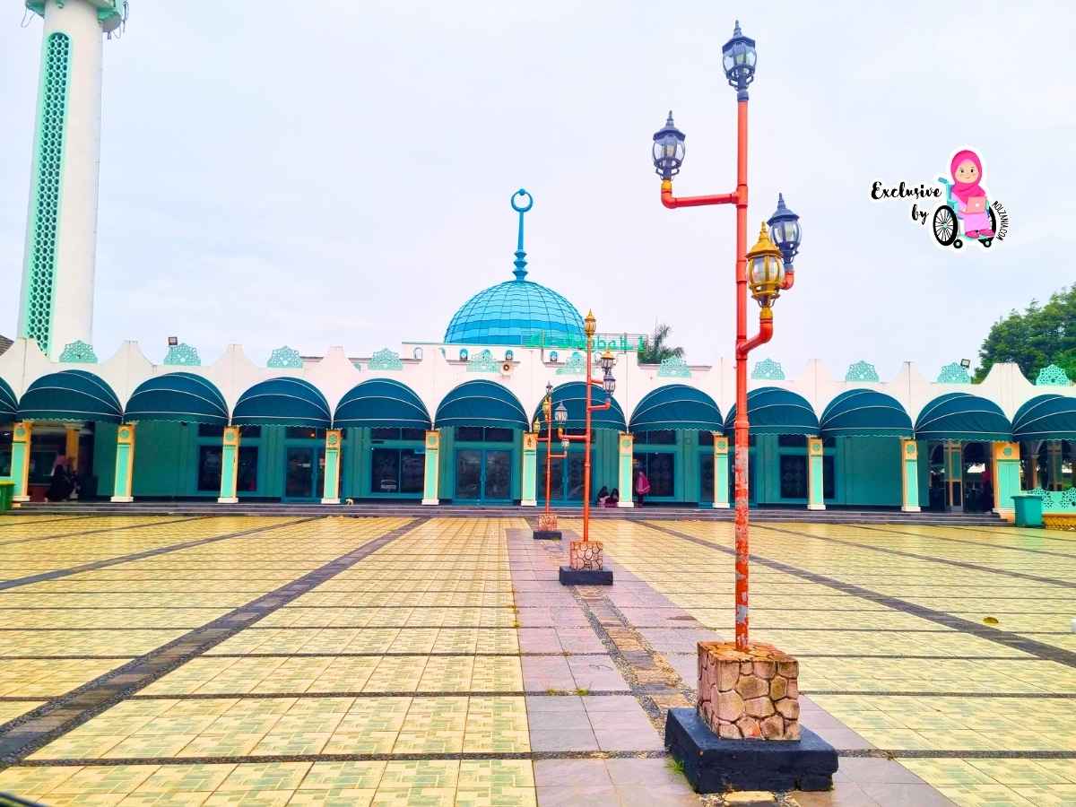 Masjid Al-Aqobah palembang